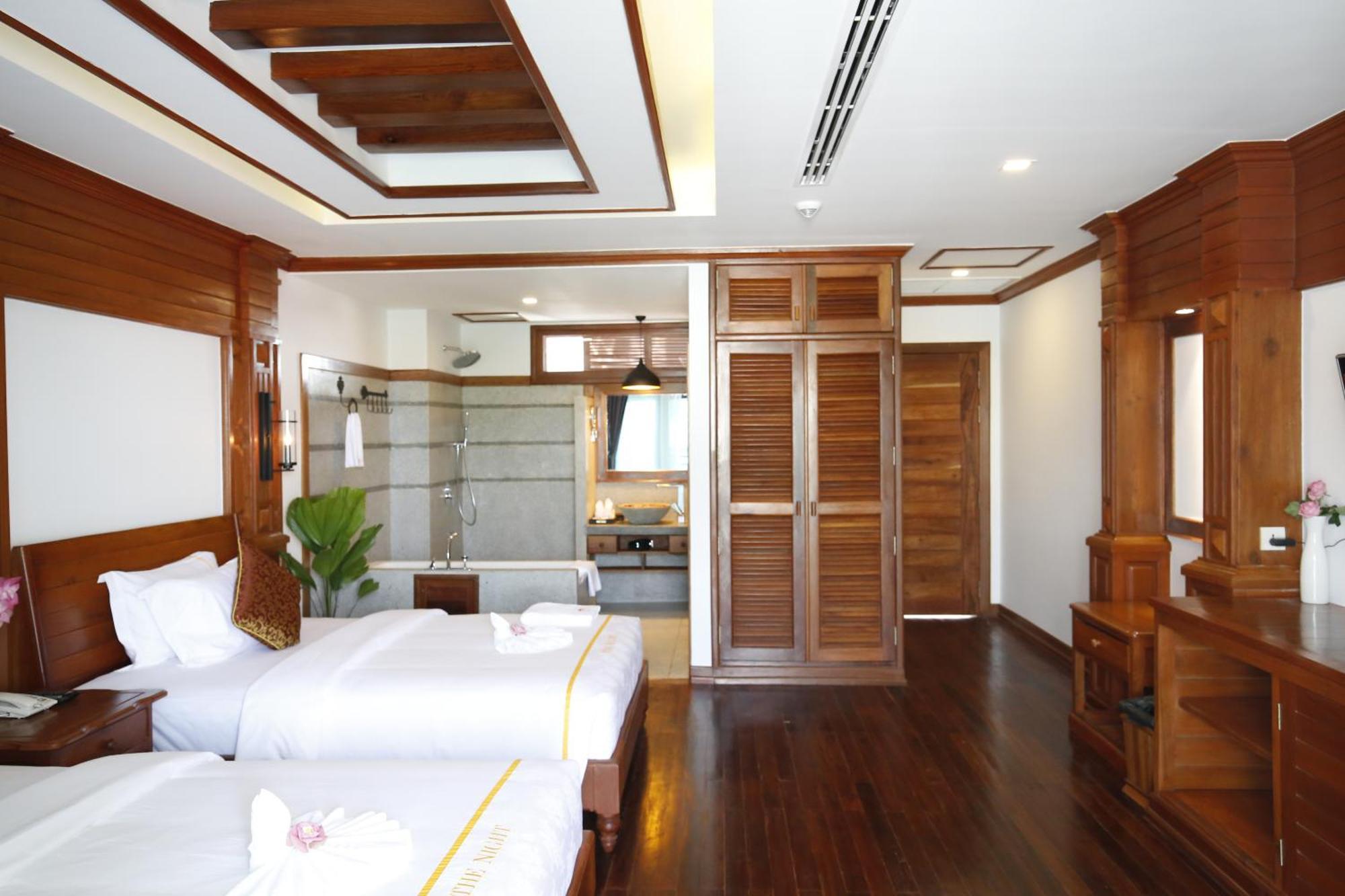 The Night Hotel Hotel 4*